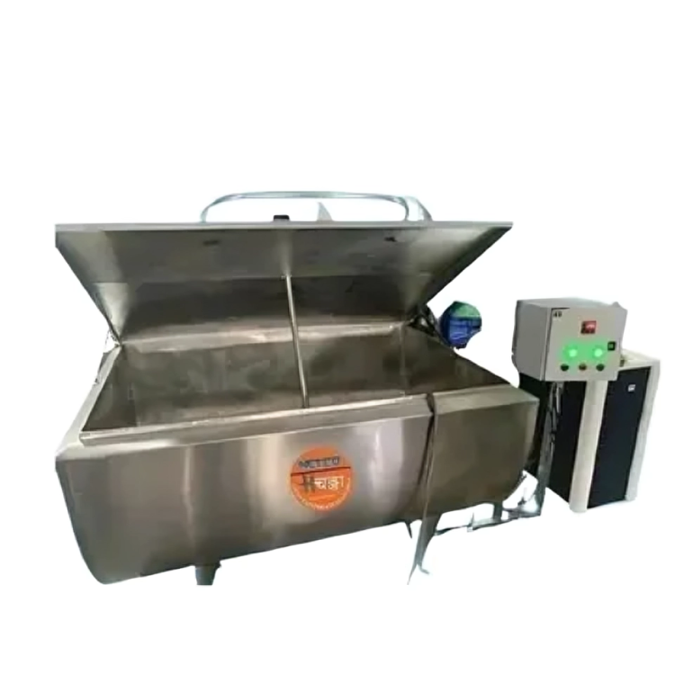 BULK MILK COOLER